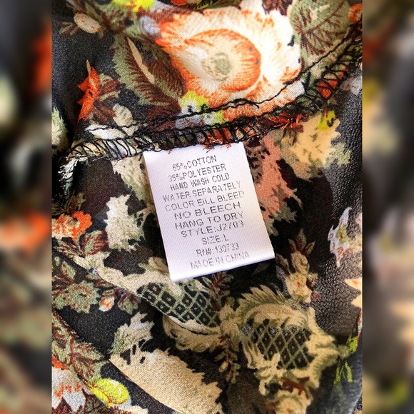 Sheer Floral Vintage Peplum Top - Picture 4 of 6